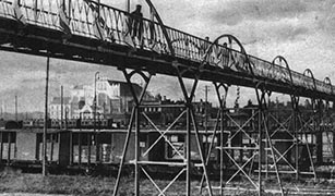 an old postcard of Brest-Litovsk, foot-bridge